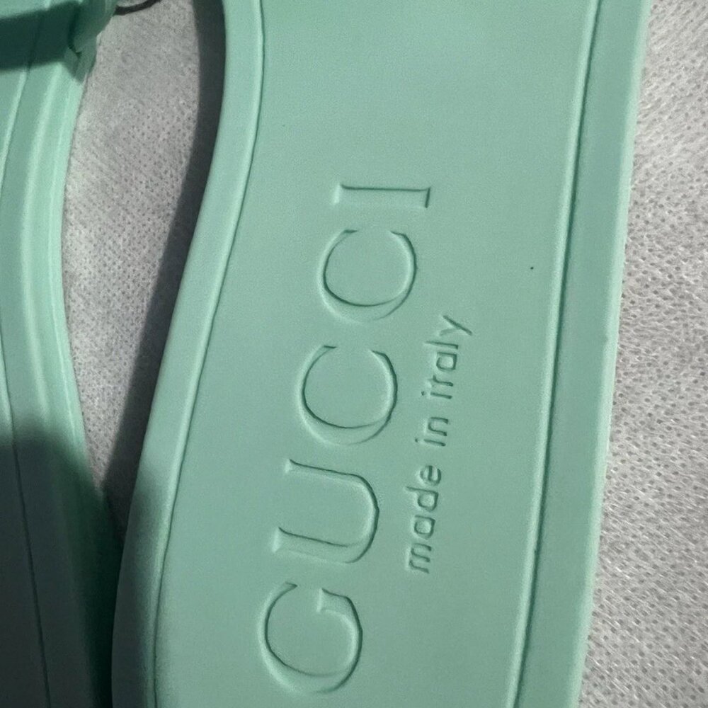 Gucci Womens Interlocking Sandals Slides Rubber Size 9 Pale Blue New - Picture 2 of 4